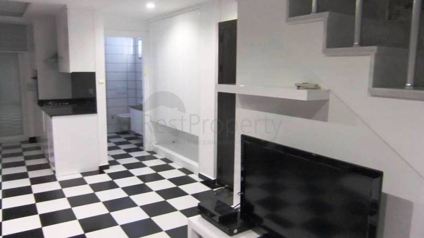 شقق في مجمع كامل مع حمام سباحة