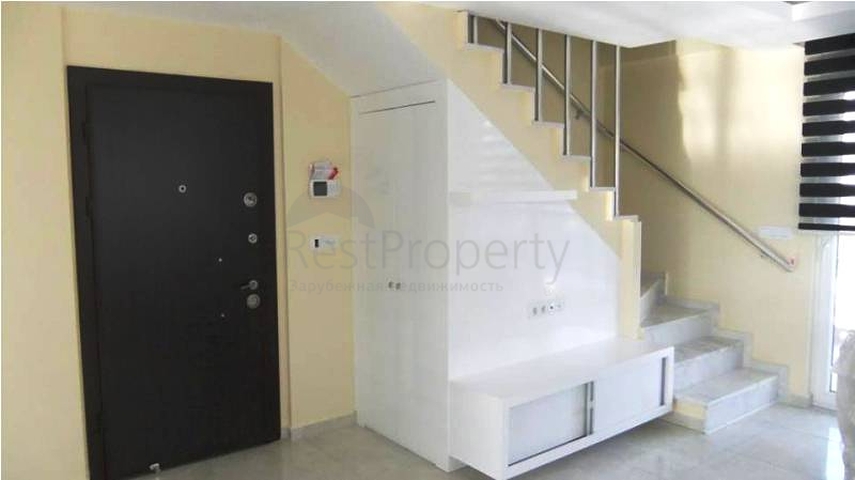 شقق في مجمع كامل مع حمام سباحة