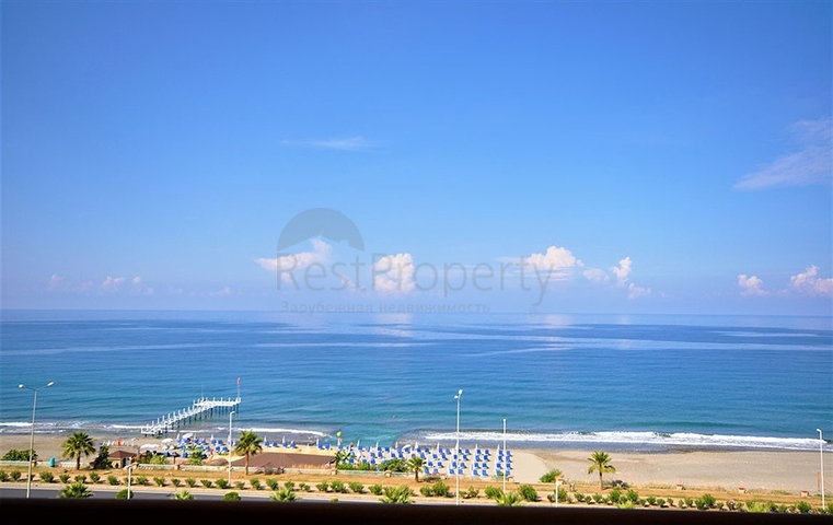 شقة مفروشة على السطر الأول