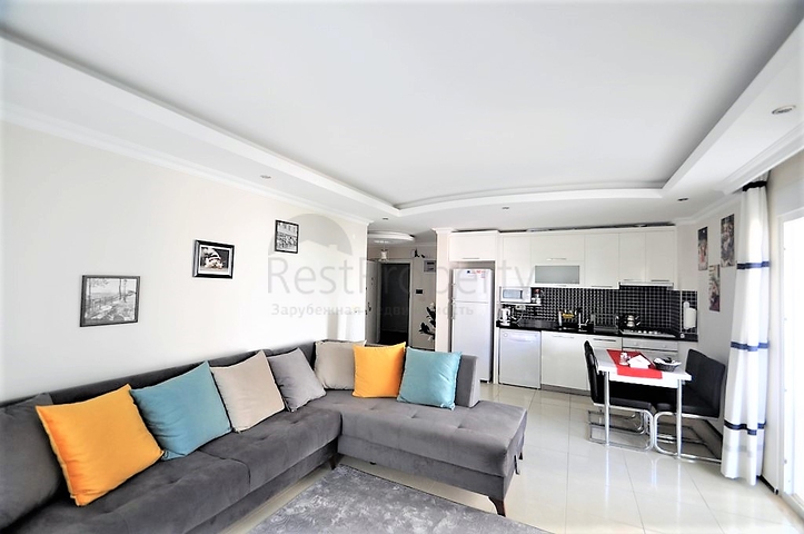 شقة مفروشة 1 + 1 في كستل