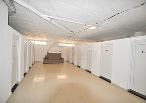 شقة مفروشة 1 + 1 في كستل