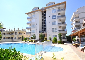 شقة مفروشة 1 + 1 في كستل