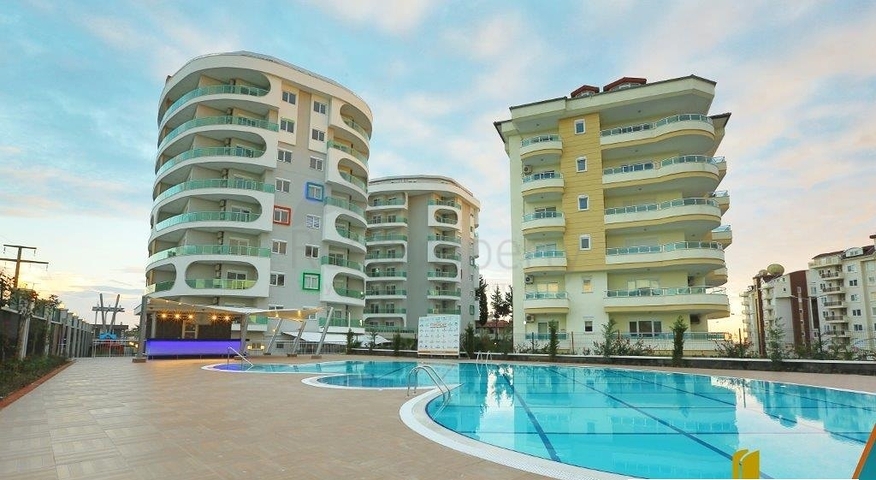 مجمع سكني حديث في منطقة أفسلار من مدينة ألانيا