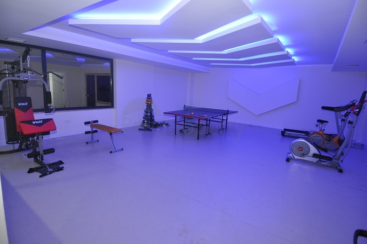 شقة مفروشة 1 + 1 في محمودلار