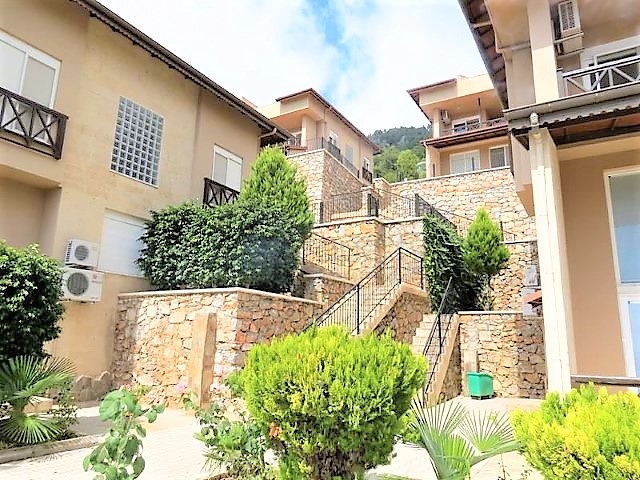 دوبلكس مفروش 3 + 1 مع إطلالات على البحر والقلعة