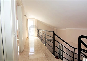 دوبلكس مفروش 3 + 1 مع إطلالات على البحر والقلعة