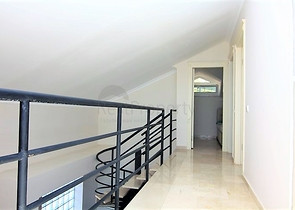 دوبلكس مفروش 3 + 1 مع إطلالات على البحر والقلعة