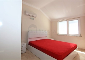 دوبلكس مفروش 3 + 1 مع إطلالات على البحر والقلعة