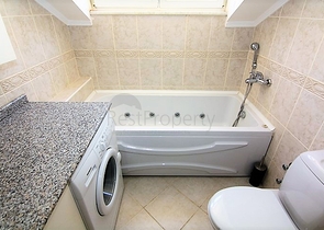 دوبلكس مفروش 3 + 1 مع إطلالات على البحر والقلعة