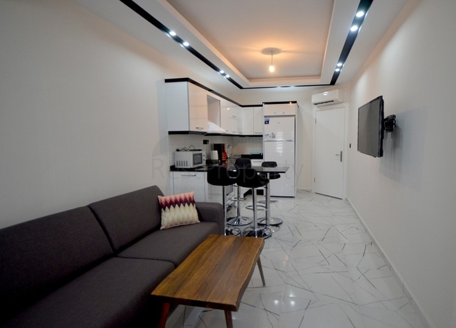 موقع مميز - مناسبة للاستثمار - شقة 1+1 في مركز الانيا 