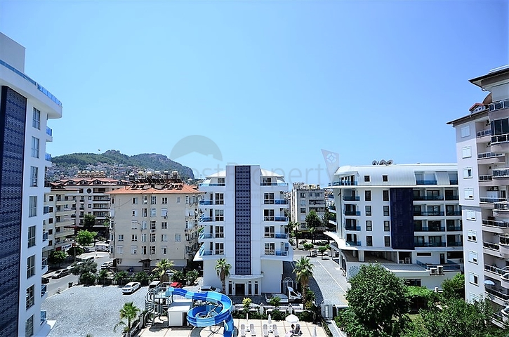 شقة مع مطبخ منفصل في مجمع النخبة في وسط ألانيا