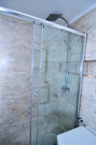 شقة مع مطبخ منفصل في مجمع النخبة في وسط ألانيا