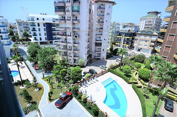 شقة مع مطبخ منفصل في مجمع النخبة في وسط ألانيا