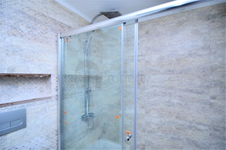 شقة مع مطبخ منفصل في مجمع النخبة في وسط ألانيا