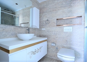 شقة مع مطبخ منفصل في مجمع النخبة في وسط ألانيا