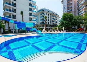 شقة مع مطبخ منفصل في مجمع النخبة في وسط ألانيا