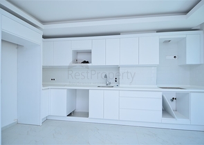 شقة مع مطبخ منفصل في مجمع النخبة في وسط ألانيا