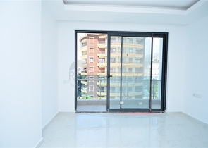 شقة مع مطبخ منفصل في مجمع النخبة في وسط ألانيا