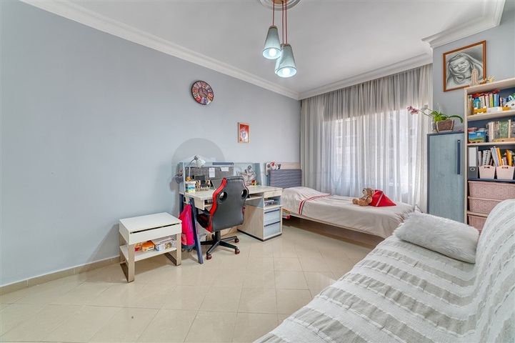 شقة مريحة 1 + 1 مع شرفة كبيرة