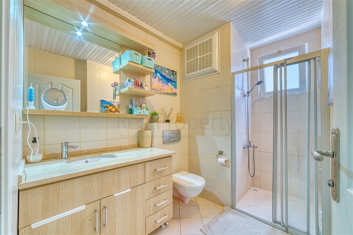 شقة مريحة 1 + 1 مع شرفة كبيرة