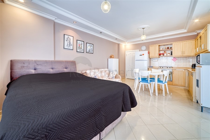 شقة مريحة 1 + 1 مع شرفة كبيرة