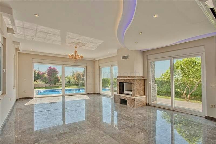 فيلات فاخرة في ديمرتاش / الانيا