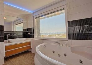 فيلات فاخرة في ديمرتاش / الانيا