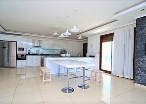 شقة فاخرة على البحر في الانيا / كاستل 