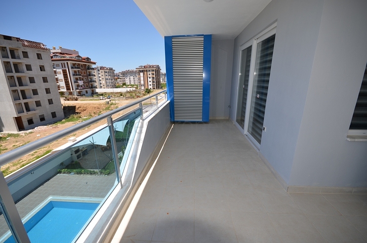 مجمع سكني حديث في منطقة كاستل – ألانيا