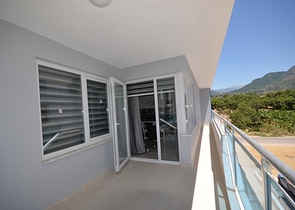 مجمع سكني حديث في منطقة كاستل – ألانيا