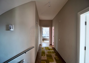 فيلا 6+1 مع بستان خاص