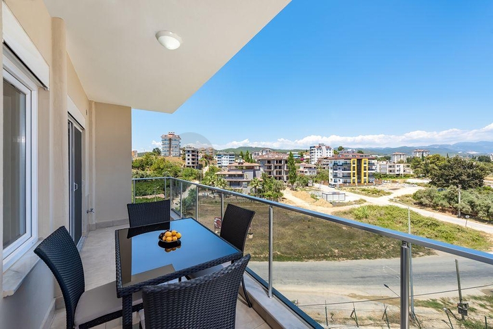 شقة انيقة -تصميم 2 غرفة وصالة -مطبخ منفصل - في افسلار / الانيا 