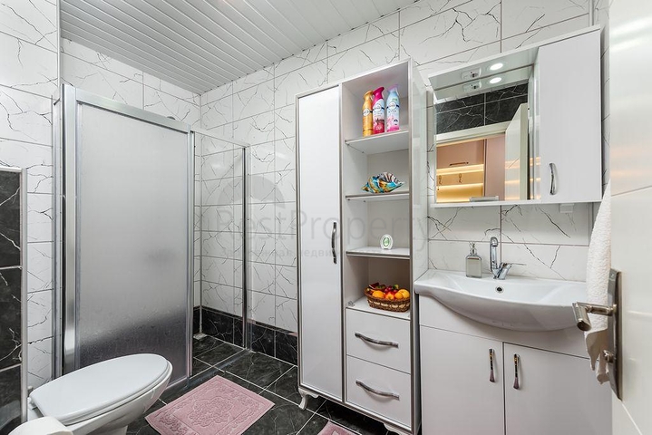 شقة انيقة -تصميم 2 غرفة وصالة -مطبخ منفصل - في افسلار / الانيا 