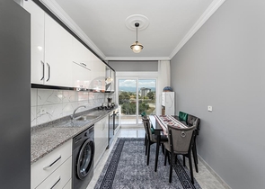 شقة انيقة -تصميم 2 غرفة وصالة -مطبخ منفصل - في افسلار / الانيا 