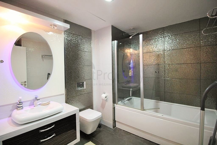 شقة مفروشة 3 + 1 