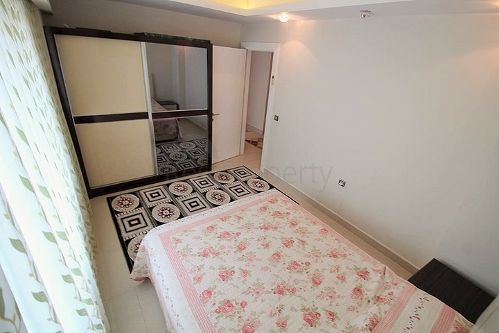 شقة مفروشة 3 + 1 