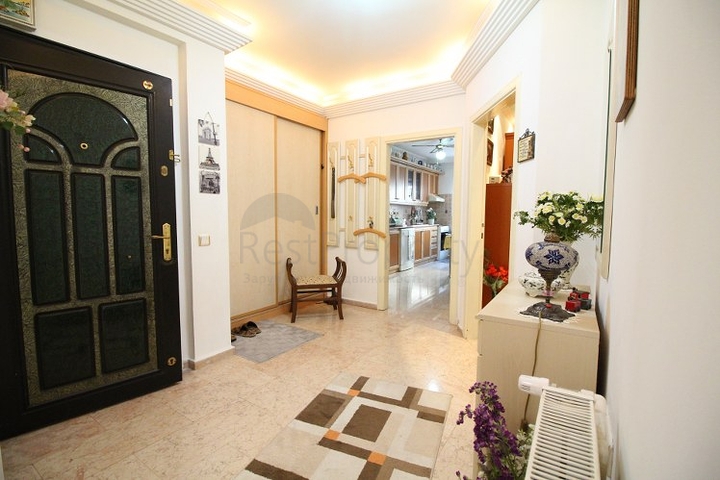 شقة 2 + 1 في وسط ألانيا