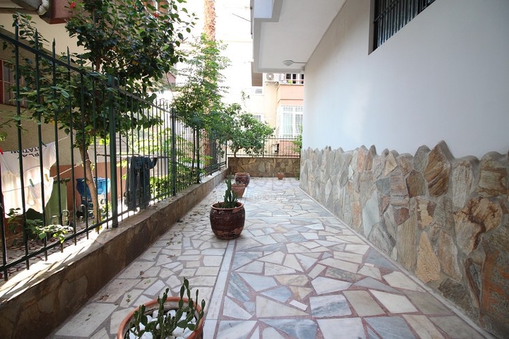 شقة 2 + 1 في وسط ألانيا