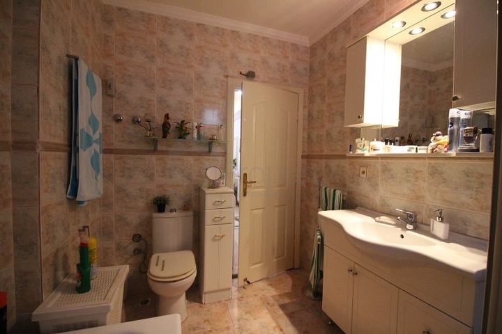 شقة 2 + 1 في وسط ألانيا