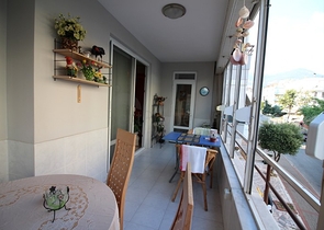 شقة 2 + 1 في وسط ألانيا