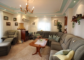 شقة 2 + 1 في وسط ألانيا