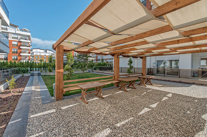 مشروع فاخر بوسط حي ليمان على بعد 600 م من البحر