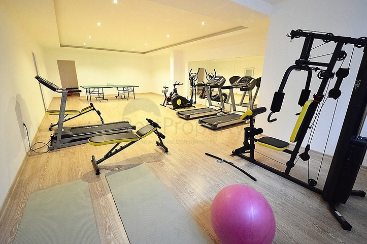 مشروع فاخر بوسط حي ليمان على بعد 600 م من البحر