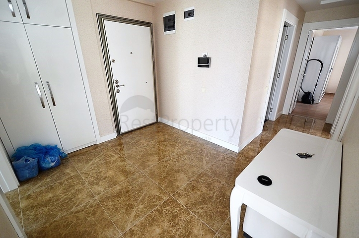 مشروع فاخر بوسط حي ليمان على بعد 600 م من البحر