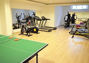 مشروع فاخر بوسط حي ليمان على بعد 600 م من البحر