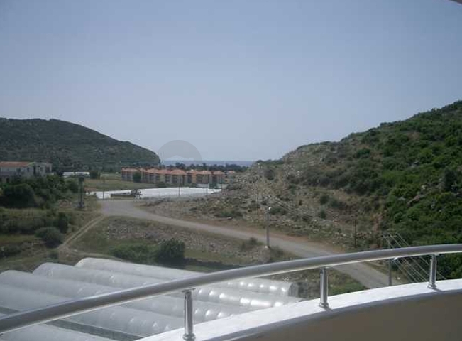 شقق اطلالة بحر - سعر مناسب -في غازي باشا / الانيا 