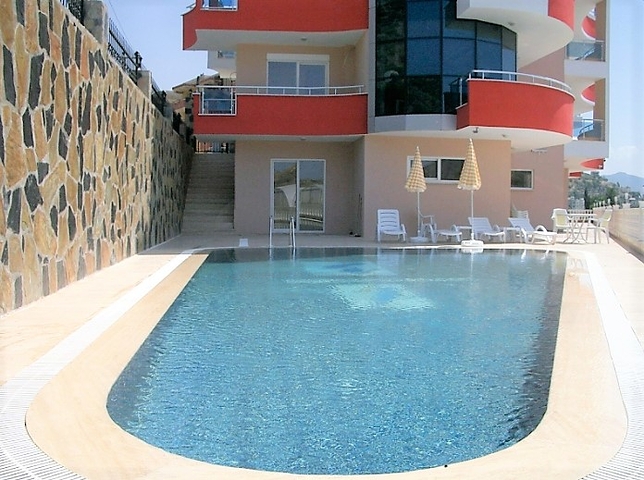 شقق اطلالة بحر - سعر مناسب -في غازي باشا / الانيا 