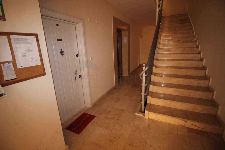 شقة مفروشة 2 + 1 في المركز