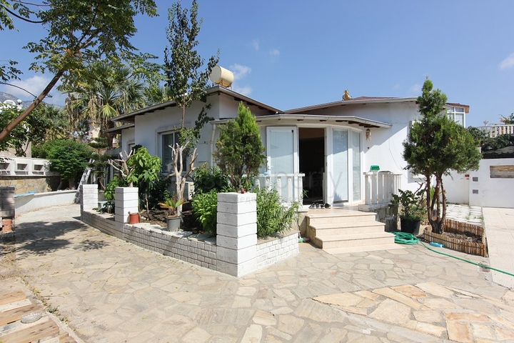 فيلا 2+1 مع مسبح خاص