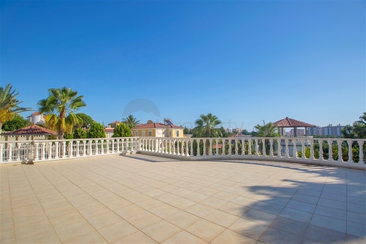 فيلا مفروشة 2 + 1 في محمودلار